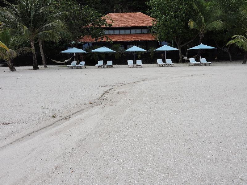 孤松酒店海滩精品酒店 峇都丁宜 外观 照片